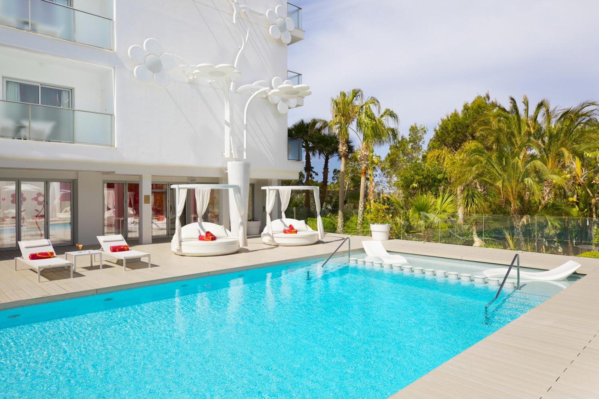 Five Flowers Hotel Formentera, Member Of Melia Collection Es Pujols Luaran gambar