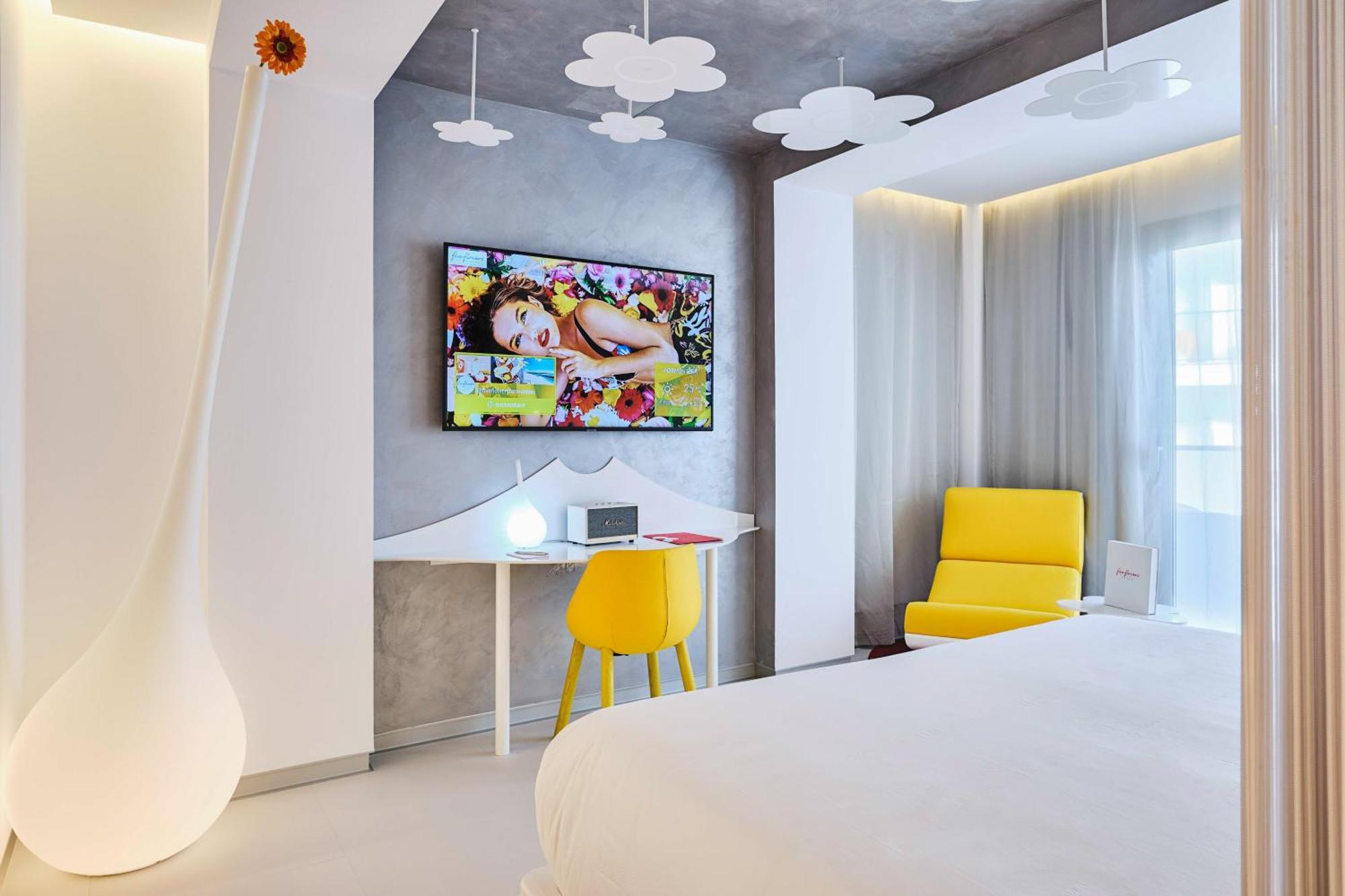 Five Flowers Hotel Formentera, Member Of Melia Collection Es Pujols Luaran gambar